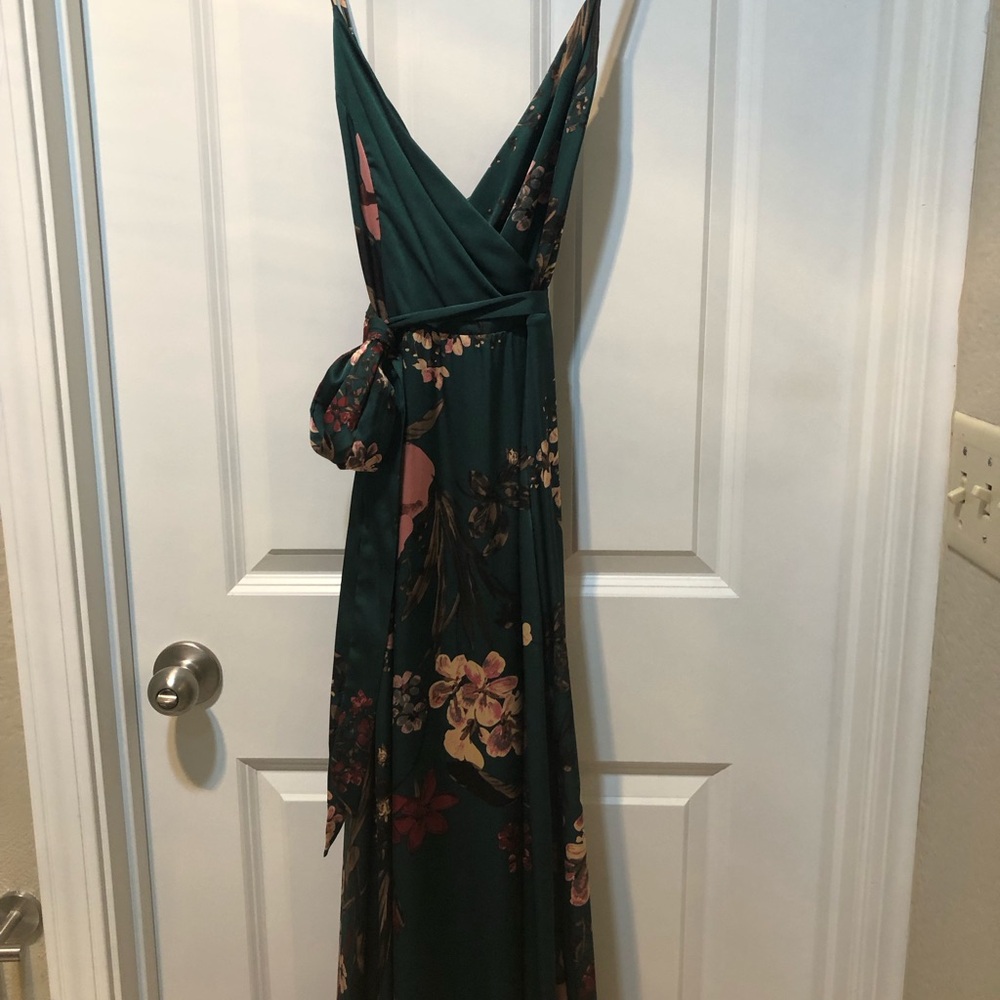 Lulu’s Emerald Green Floral Print Satin Maxi Dress